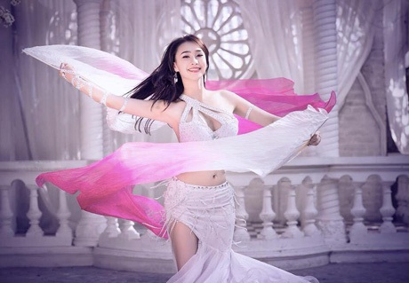 Cô giáo 9x quyến rũ trải lòng về đam mê múa bụng - 1 Cô giáo 9x quyến rũ trải lòng về đam mê múa bụng