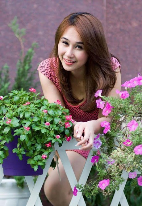 Cô giáo 9x quyến rũ trải lòng về đam mê múa bụng - 15 Vẻ giản dị đáng yêu của nữ giáo viên bellydance 9X Dư Ngân.