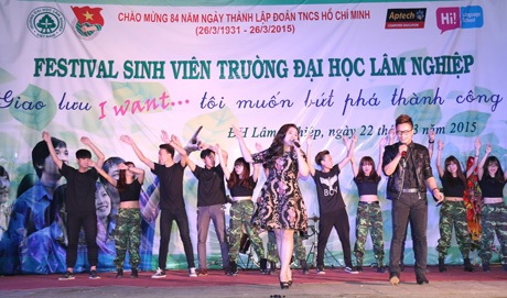 Dàn ca sỹ trẻ bật mí bí kíp thành công cho sinh viên - 8 Ca sỹ Minh Vương M4U...