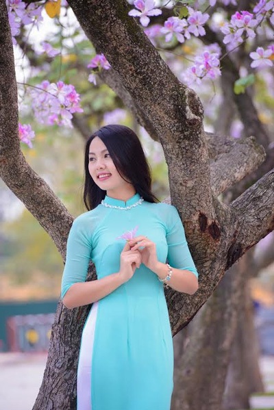 Nữ giáo viên 9x dịu dàng trên phố hoa ban - 3 Hoài Thư