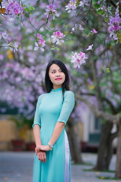 Nữ giáo viên 9x dịu dàng trên phố hoa ban - 5 Hoài Thư