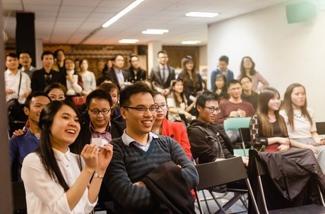 Tết muộn của những người con xứ Nghệ tại Paris - 8 Nụ cười rạng ngời ngày họp mặt.
