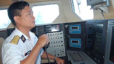 Những người trẻ can trường bám biển - 2 Anh Phạm Văn Sơn.