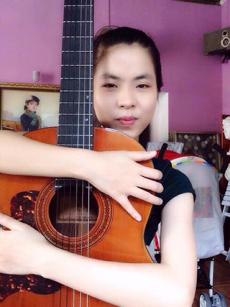 Cô gái guitar trên Youtube - 2 Cô gái guitar trên Youtube