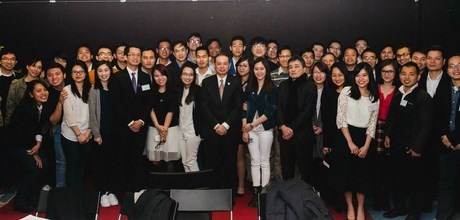 Nghiên cứu sinh tiến sỹ trở thành tân Chủ tịch Hội SV Việt tại Pháp - 5 Đại hội là dịp khẳng định sức đoàn kết của tuổi trẻ Việt ở Pháp.
