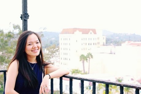 Gặp nữ du học sinh Việt thiết kế đồ họa trong “bom tấn” Fast & Furious 7 - 5 Nhi trong ngày tốt nghiệp ở Mỹ.