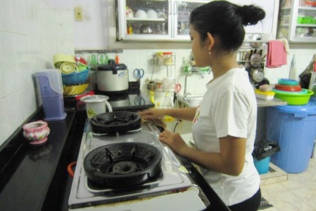 Giúp việc - nghề tay trái hấp dẫn của sinh viên - 1 Ảnh minh họa