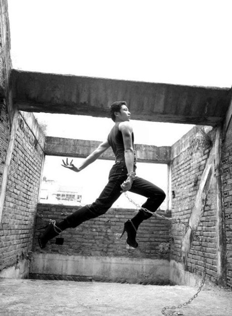 Nam sinh điển trai nhảy giày cao gót cực đỉnh - 6 Nam sinh điển trai nhảy giày cao gót cực đỉnh