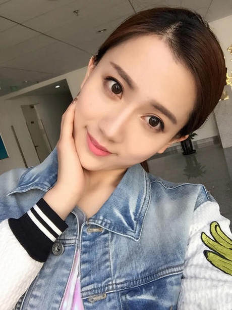 Ngắm 9X xinh đẹp, tài năng của Học viện Điện ảnh Bắc Kinh - 1 Ngắm 9X xinh đẹp, tài năng của Học viện Điện ảnh Bắc Kinh