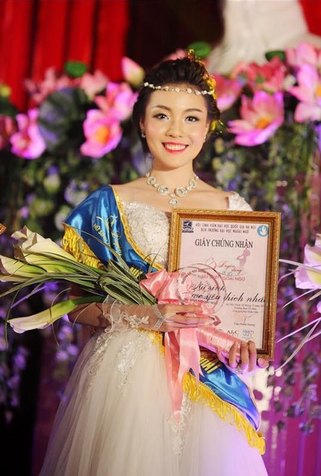 Dân mạng chuyền nhau ảnh giám thị xinh đẹp - 13 Em giành giải Nữ sinh được yêu thích nhất