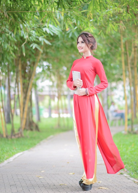 Thiếu nữ 9X Sài thành đẹp thướt tha trong tà áo dài - 7 N.E