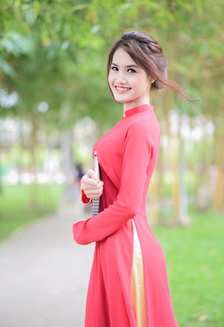 Thiếu nữ 9X Sài thành đẹp thướt tha trong tà áo dài - 15 N.E