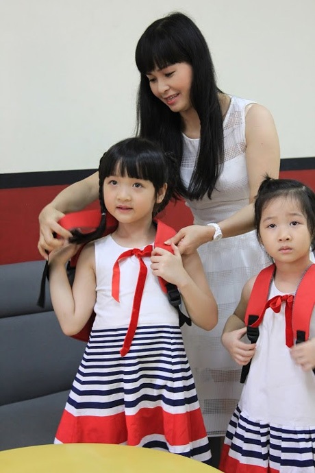 Ca sỹ Trang Nhung: Mathnasium là lựa chọn đúng đắn cho bé Bích Ngọc trong hè này - 1 Ca sỹ Trang Nhung: Mathnasium là lựa chọn đúng đắn cho bé Bích Ngọc trong hè này