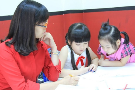 Ca sỹ Trang Nhung: Mathnasium là lựa chọn đúng đắn cho bé Bích Ngọc trong hè này - 3 Ca sỹ Trang Nhung: Mathnasium là lựa chọn đúng đắn cho bé Bích Ngọc trong hè này