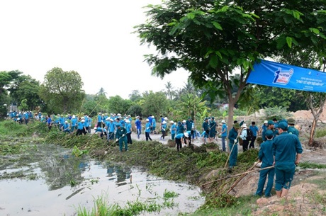 Ra quân hành động vì nguồn nước sạch - 2 Ra quân hành động vì nguồn nước sạch