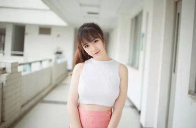 Trung Quốc: Ảnh kỷ yếu “7 nữ yêu đại học” hút chú ý dân mạng - 9 Song họ luôn vui vẻ, đoàn kết, cùng sẻ chia những cảm xúc, câu chuyện thủa sinh viên.