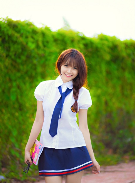 Nữ DJ tuổi 19 xinh đẹp trải lòng về “góc khuất” của nghề - 5 T.E