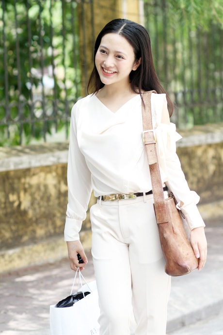 Cận cảnh nét đẹp tự nhiên đậm chất Á đông của thí sinh ĐH Sân khấu – Điện ảnh