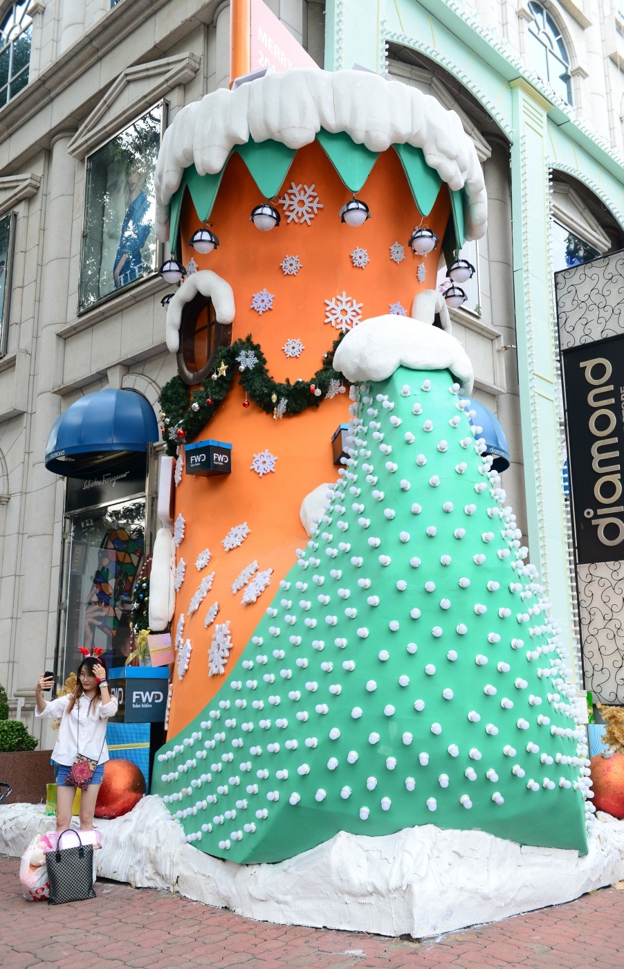 Tiểu cảnh Giáng sinh: Muốn ghi điểm, phải chịu đầu tư! - 2