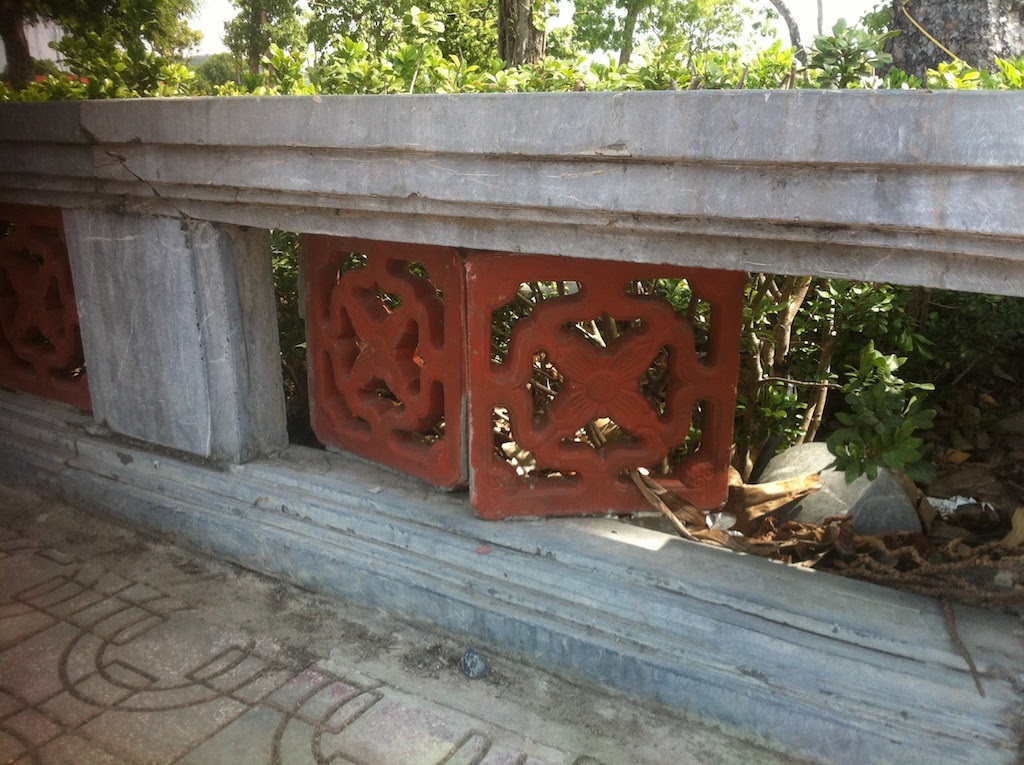 Nghệ An: Cận cảnh khuôn viên đài tưởng niệm Xô Viết - Nghệ Tĩnh đang xuống cấp - Ảnh 13.