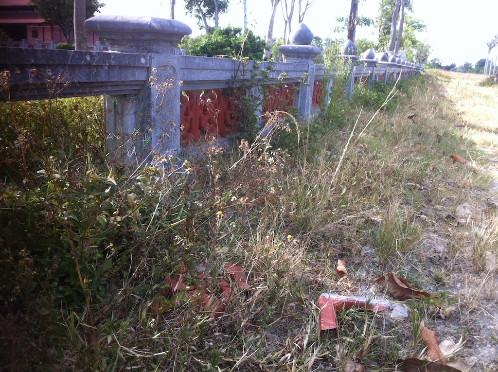 Nghệ An: Cận cảnh khuôn viên đài tưởng niệm Xô Viết - Nghệ Tĩnh đang xuống cấp - Ảnh 18.