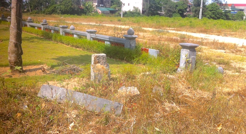 Nghệ An: Cận cảnh khuôn viên đài tưởng niệm Xô Viết - Nghệ Tĩnh đang xuống cấp - Ảnh 5.