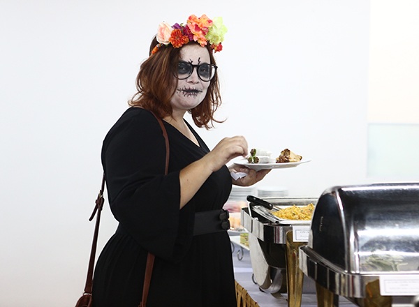 Kiểu hóa trang thành zombie thông dụng cũng được chào đón tại lễ hội này.