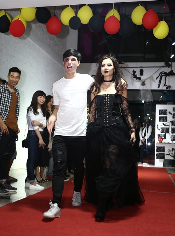 Miêu nữ huyền bí đăng quang đêm Halloween - 8