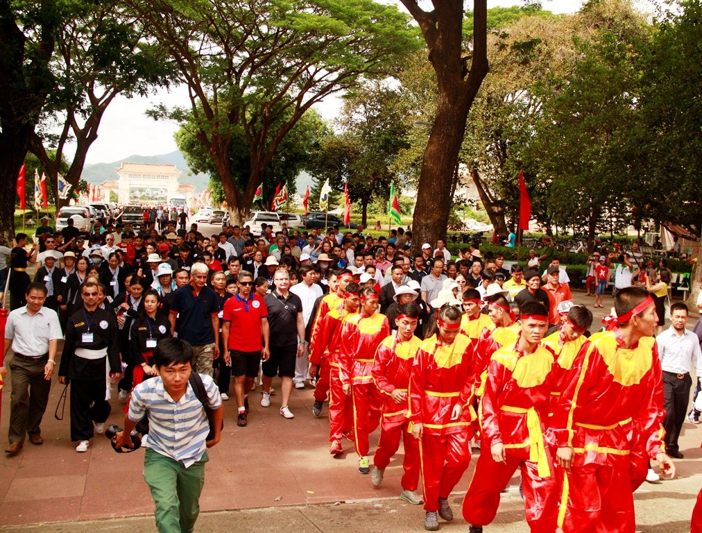 Bình Định: Gần 1.000 võ sư, võ sinh dâng hương Hoàng đế Quang Trung - Ảnh 4.