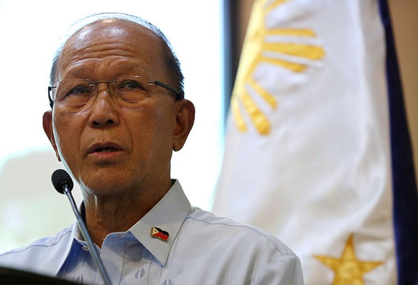 Tổng thống Philippines không tham vấn nội các trước khi phát ngôn về quan hệ với Mỹ - 1 Bộ trưởng Quốc phòng Philippines Delfin Lorenzana (Ảnh: Philstar)