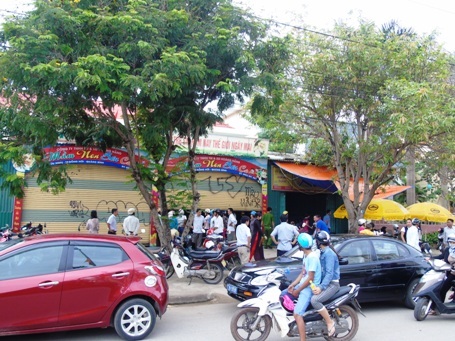 Đóng cửa cơ sở Mầm non Sơn Ca, hơn 70 trẻ chuyển sang cơ sở khác - 1
Cơ sở Mầm non Sơn Ca đã bị đóng cửa vào trưa ngày 6/10. (Ảnh: Văn Lịnh)