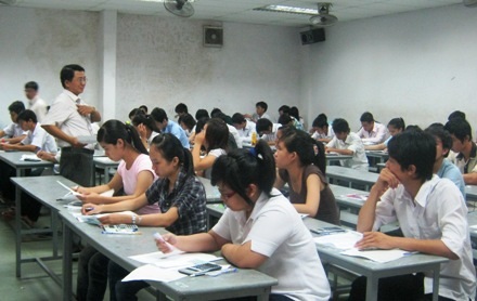 Sáng nay, thí sinh làm thủ tục thi đại học đợt 2 - 1 Sáng nay, thí sinh làm thủ tục thi đại học đợt 2 - 1