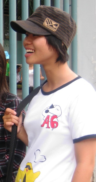 Thí sinh rạng ngời sau môn thi đầu tiên - 2