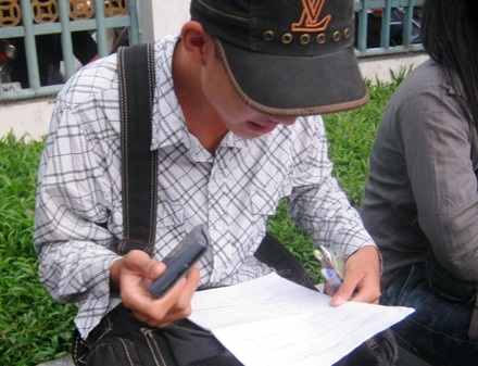 Bỏ cả ăn sáng vì lo môn thi đầu - 1