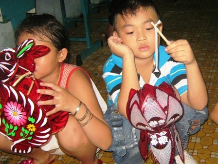 Trẻ thành phố “chê” Trung thu - 1