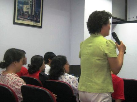 "Tôi có hai đứa, một con gái và một les..." - 2 "Tôi có hai đứa, một con gái và một les..." - 2