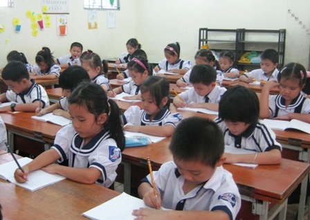 Đừng để trẻ em mất những mùa hè vui tươi