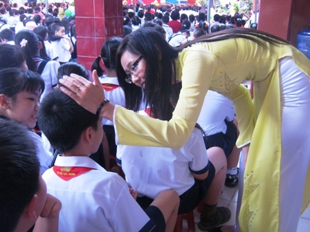 Khi quà 8/3 cho cô được quy thành… phong thư - 1 Khi quà 8/3 cho cô được quy thành… phong thư