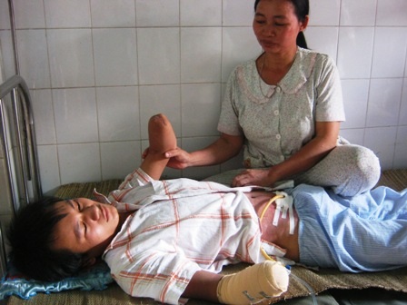 “Con rất cần mẹ lúc này, mẹ phải vững vàng lên nhé!” - 3 “Con rất cần mẹ lúc này, mẹ phải vững vàng lên nhé!”