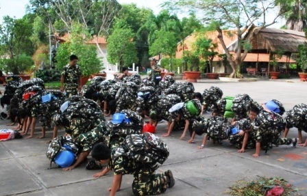 “Hoa mắt” với các khóa học kỹ năng sống - 2 “Hoa mắt” với các khóa học kỹ năng sống