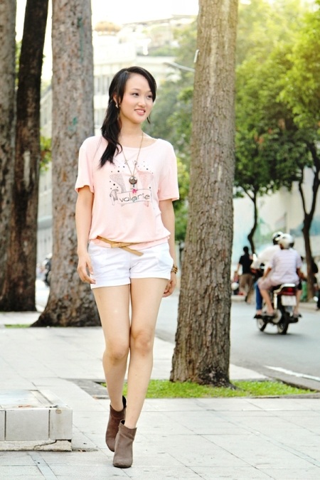 Ngắm 16 nữ sinh duyên dáng nhất ĐH Ngoại thương TP.HCM