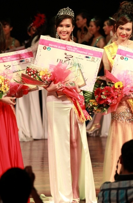 Thuyết phục “bố” để trở thành Hoa khôi Ngoại thương - 7 Thuyết phục “bố” để trở thành Hoa khôi Ngoại thương