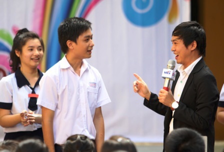 “Mổ xẻ” lý do học trò phản ứng bằng… sinh mạng - 2 HS Trường chuyên THPT Trần Đại Nghĩa, TPHCM trong chương trình giáo dục kỹ năng sống.