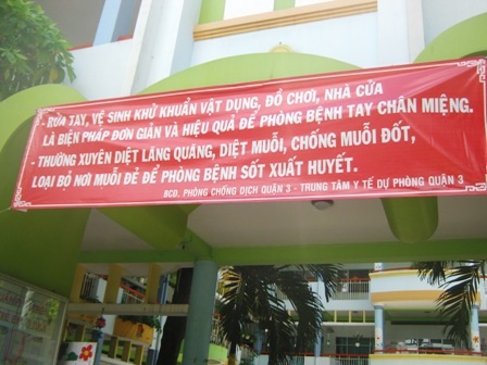 Trường học tại TPHCM đang căng mình phòng chống dịch bệnh. 