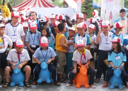 Khi phụ huynh “tiếp tay” cho dạy thêm, học thêm - 2 Phụ huynh “tiếp tay” cho dạy thêm học thêm