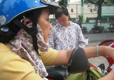 Nỗi lo của họ không chỉ là sự kỳ vọng mà lớn hơn hết là tình cảm dành cho con. 