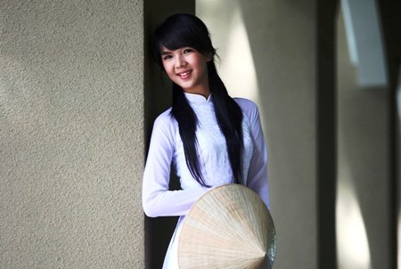 Nguyễn Trần Tường Vi, học sinh Trường THPT Nguyễn Hiền, TP.Đà Nẵng.