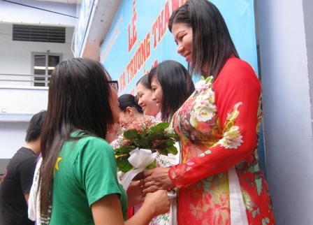 Đừng gieo vào trẻ những ký ức đớn đau - 1 Học trò cần những ký ức đẹp từ thầy cô, trường học để sống tốt hơn.