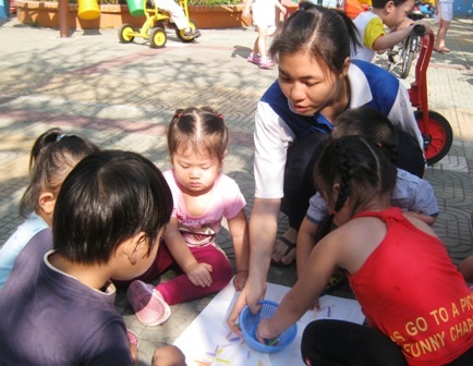 Nhiều năm nay, TPHCM thiếu trầm trọng giáo viên ở bậc học mầm non, tiểu học. 