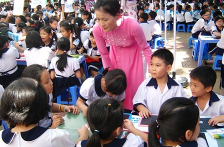 Học sinh dân tộc Chăm và Khmer tại TPHCM sẽ được miễn học phí đến năm học 2019 - 2020.